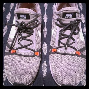 Nike duel racers